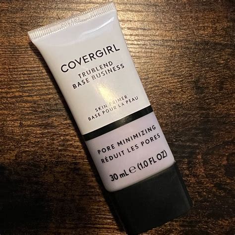 covergirl pore minimizing primer reviews.